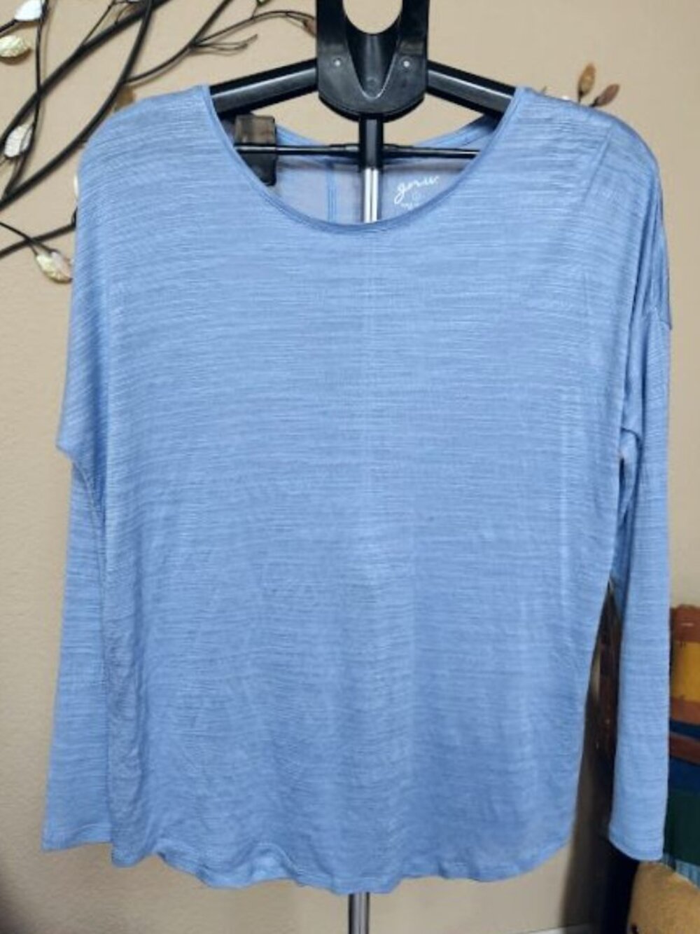 NWT GNW sz large  long sleeve knit top